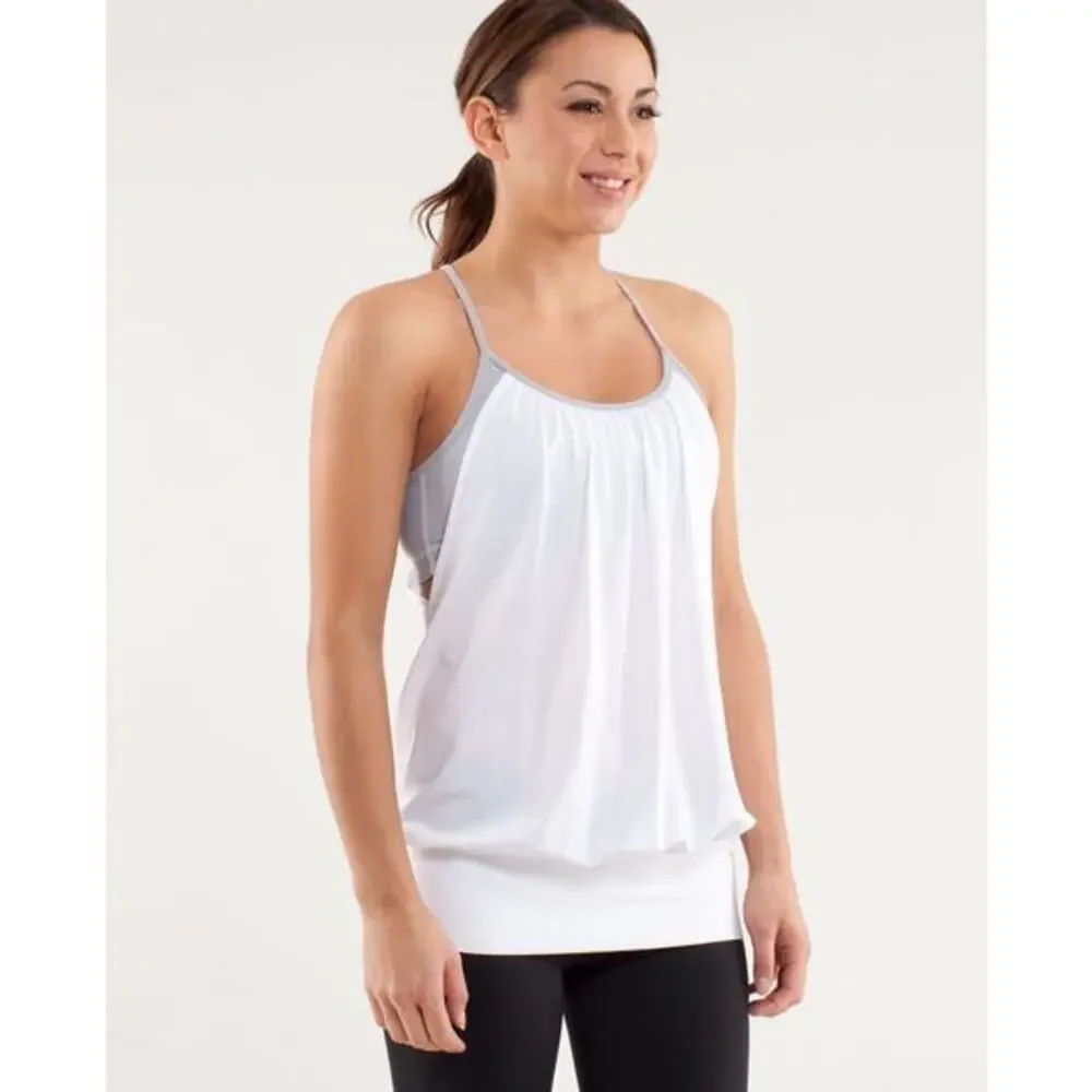 Lululemon No Limits Tank White / Wee Stripe White Fossil top racerback size 4